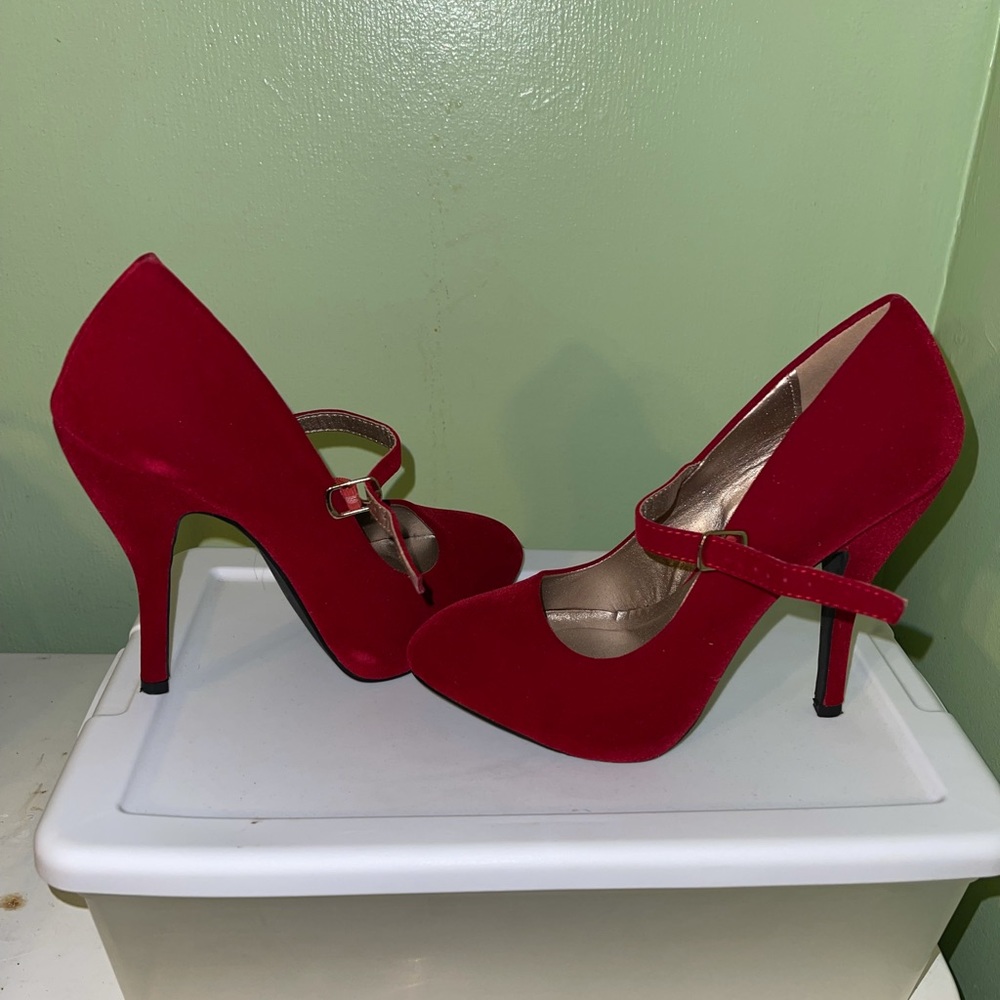 Cute pumps - Picture 2 of 6